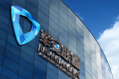 设计LOGO，字体设计，海报设计